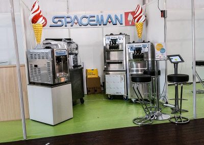 Machine à glace Spaceman distribué par Fmi