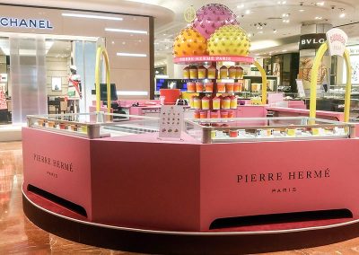 Installation de vitrines réfrigérées pour Pierre Hermé - Fmi